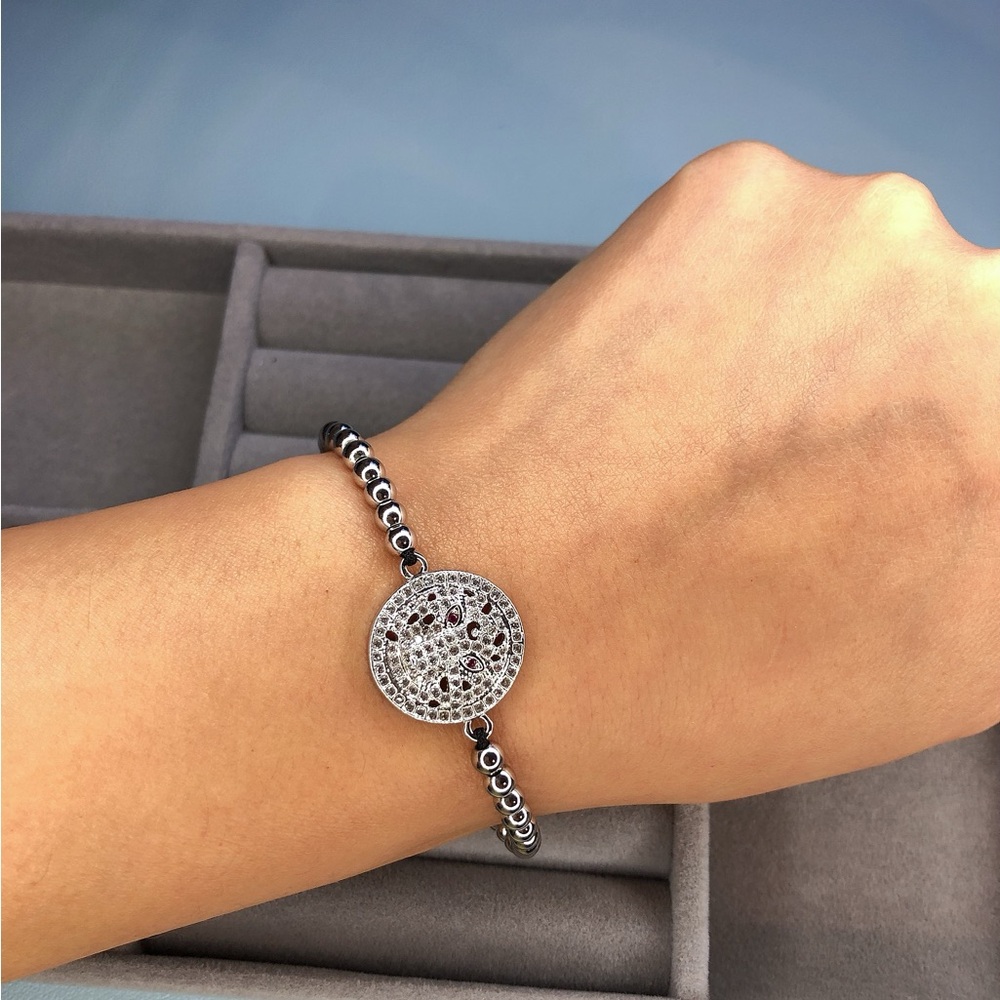 🌟🌟🌟🌟Silver Beaded Bracelet with Panther Charm - Picture 5 of 6